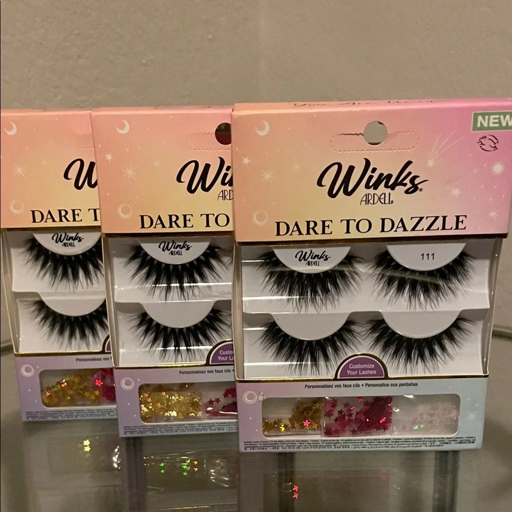 Ardell Winks Dare to Dazzle Lashes with Black Volume - Picture 1 of 3